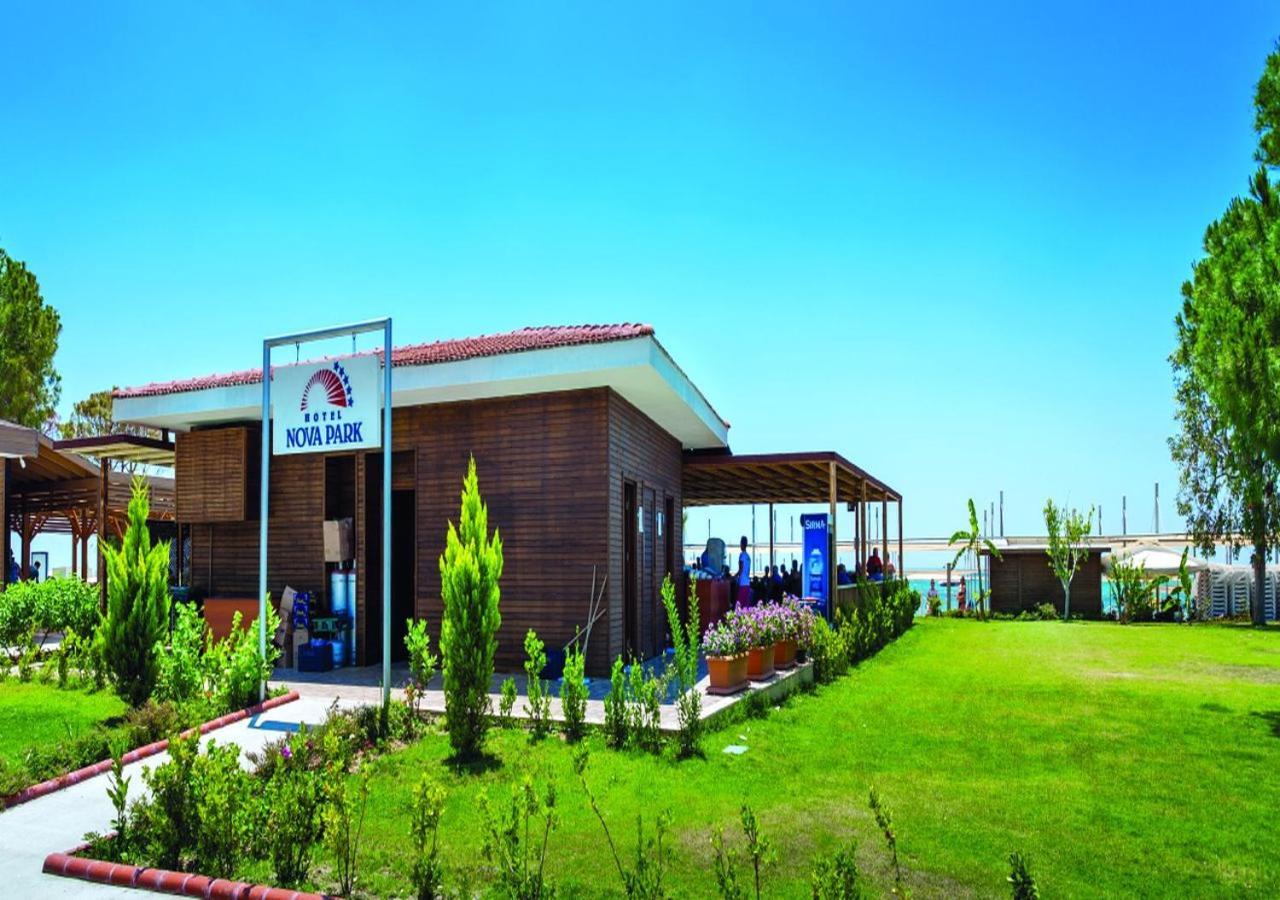 Nova Park Hotel Side Luaran gambar
