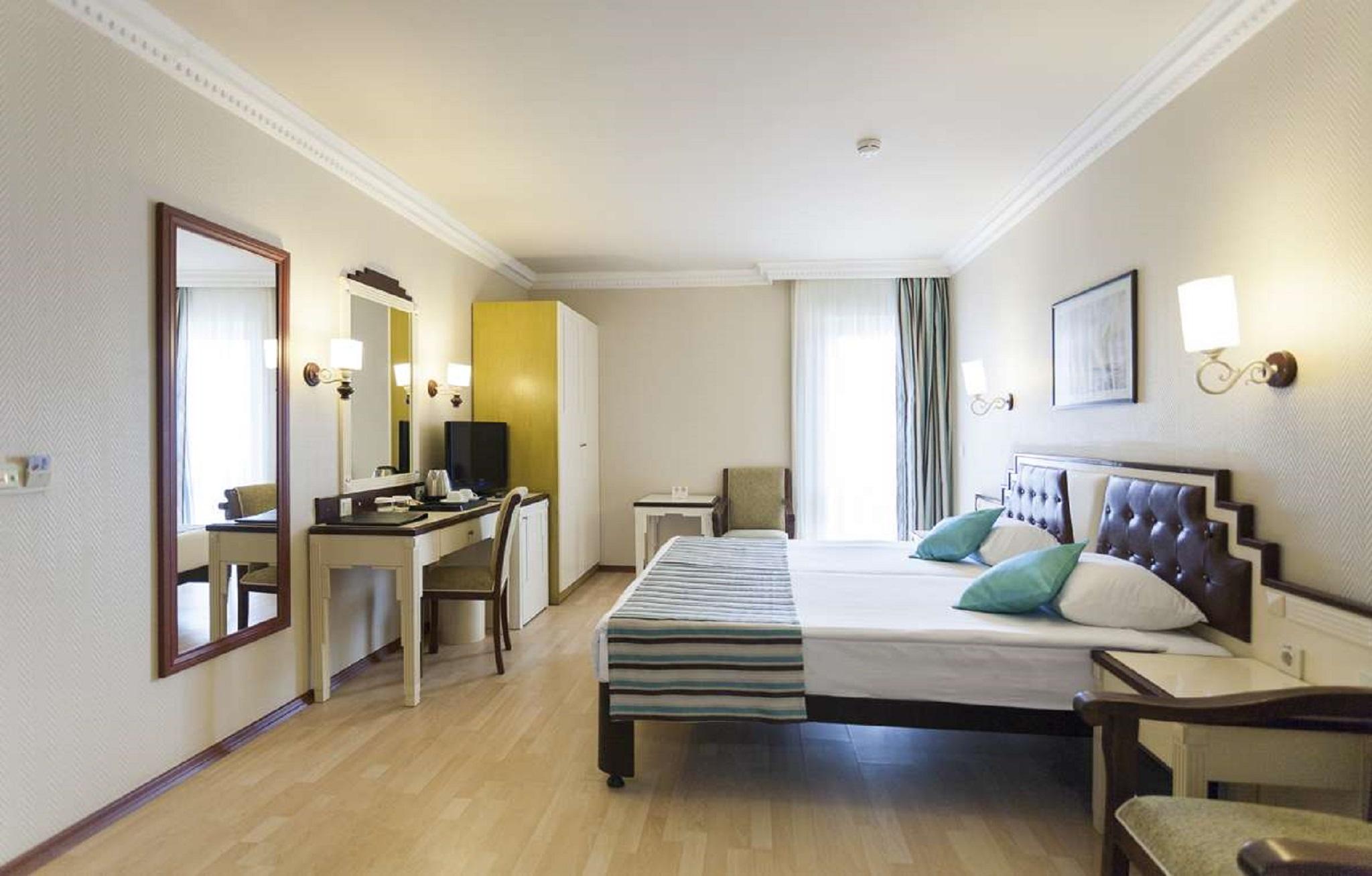 Nova Park Hotel Side Luaran gambar