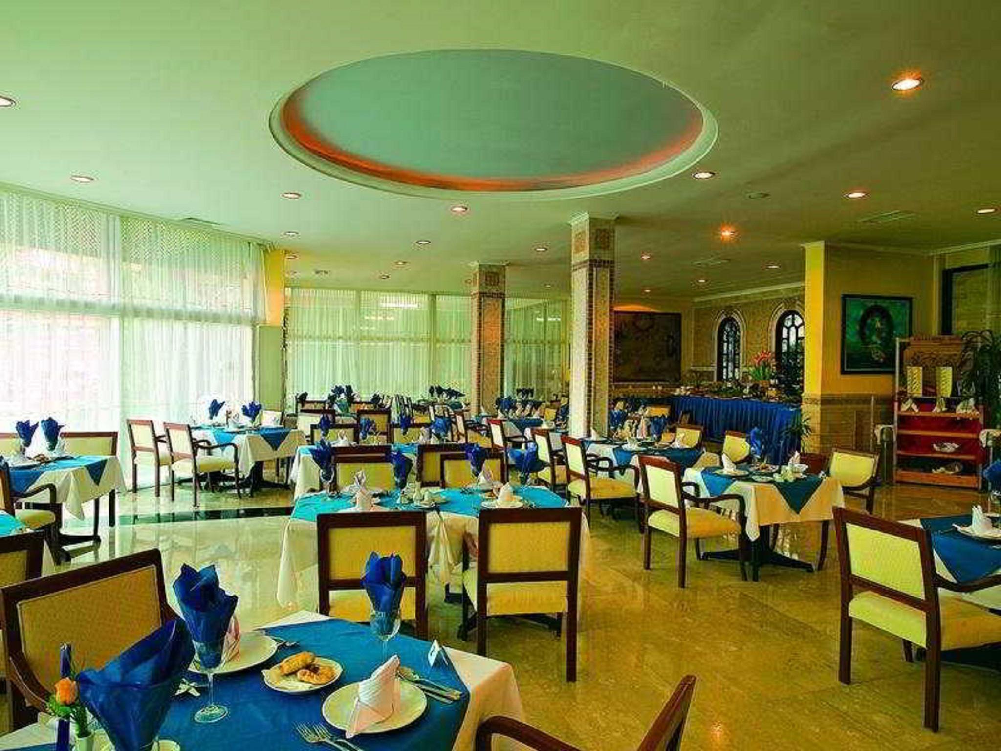 Nova Park Hotel Side Luaran gambar