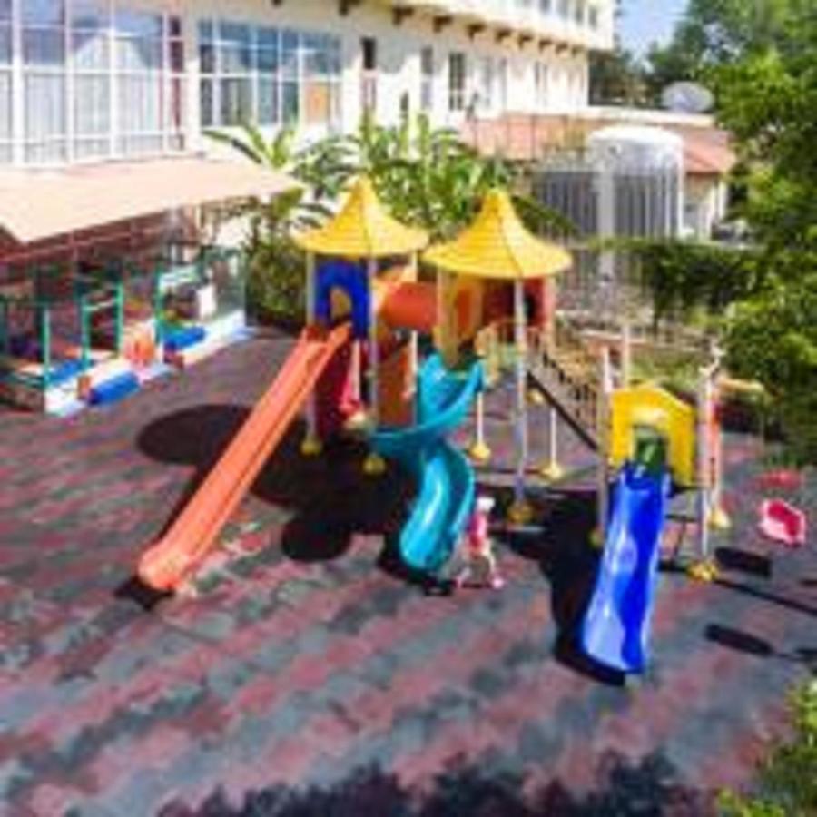Nova Park Hotel Side Luaran gambar