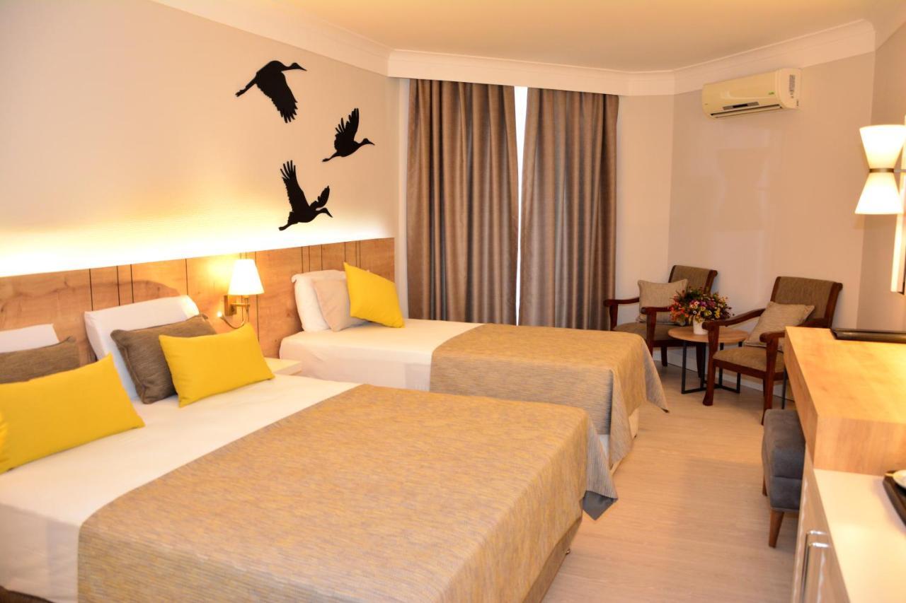 Nova Park Hotel Side Luaran gambar